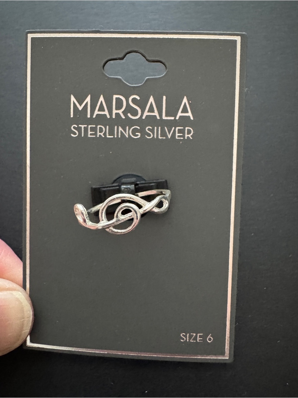 Marsala Sterling Silver Twisted Vine Ring in Silver - Size 6